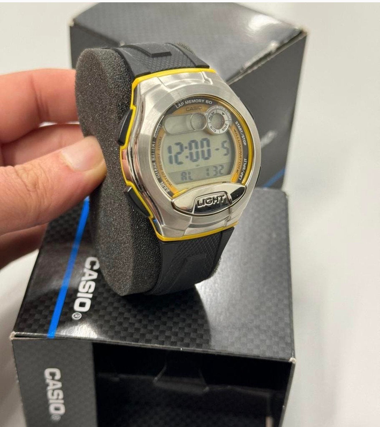 Montre lumineuse CASIO COLLECTION W752-9B NEUVE et étanche, Enlèvement ou Envoi, Étanche, Neuf