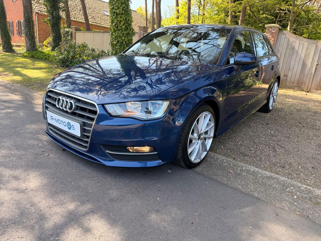 Audi A3 / 1.6 Tdi / Eur 6 / weinig km, Euro 6, Blauw, Leder, Bedrijf