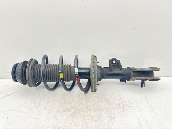 Schokdemper rechts-voor van een Kia Rio, -, -, Ophalen of Verzenden, -