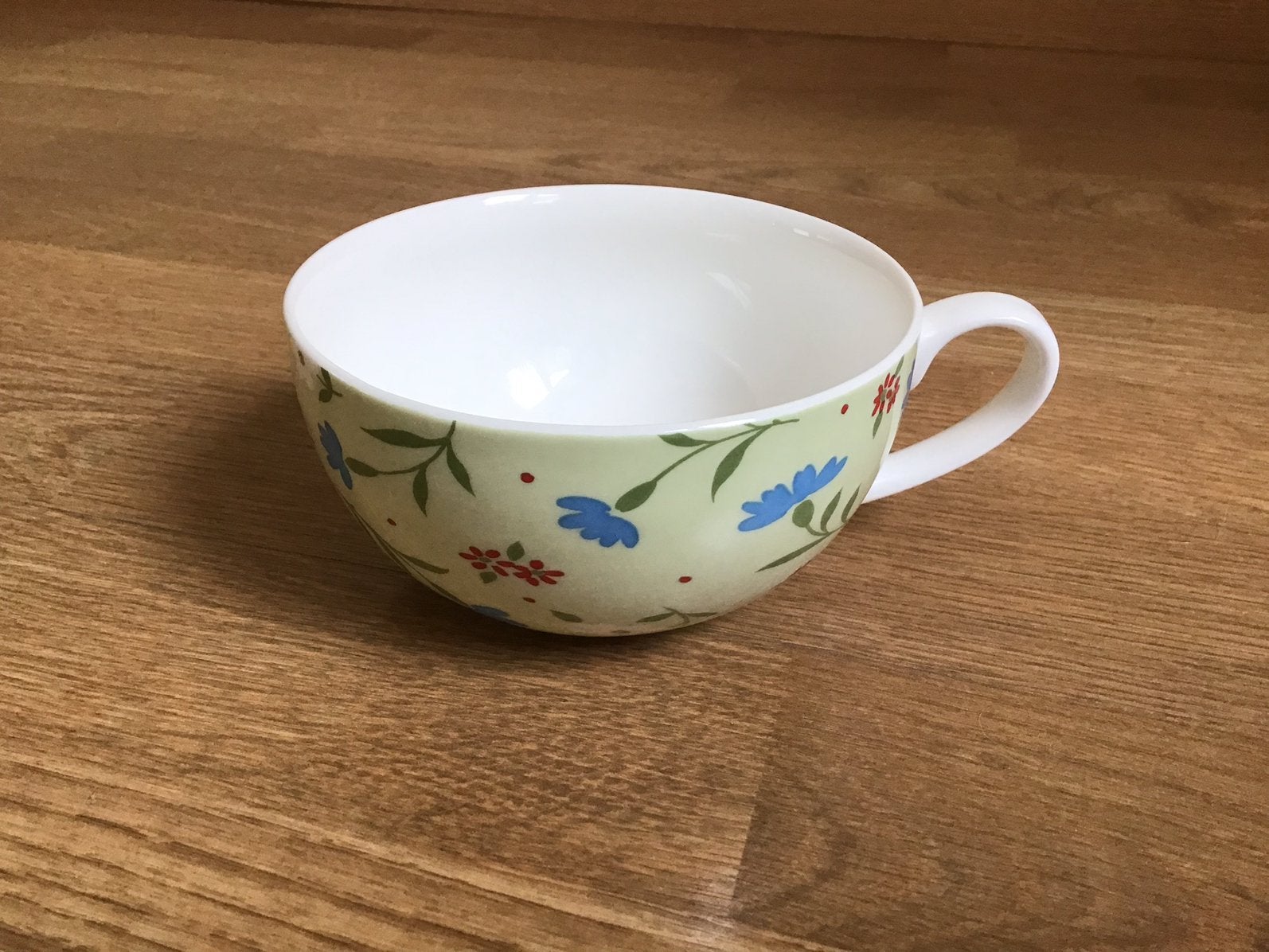 Fine bone china kopje - Crown Trent UK Limited - Vintage, Antiek en Kunst, Ophalen