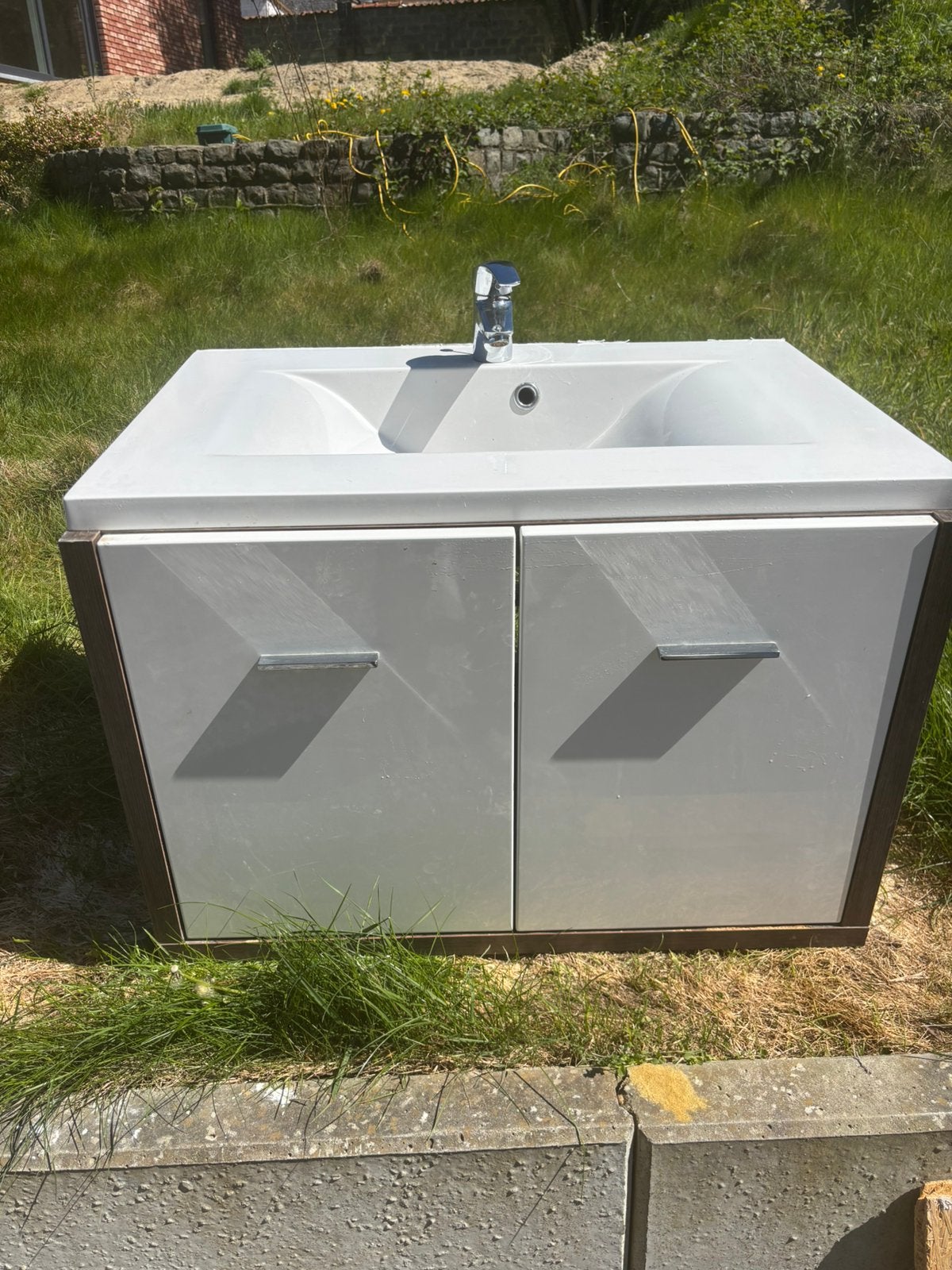 Meuble salle de bain, Enlèvement