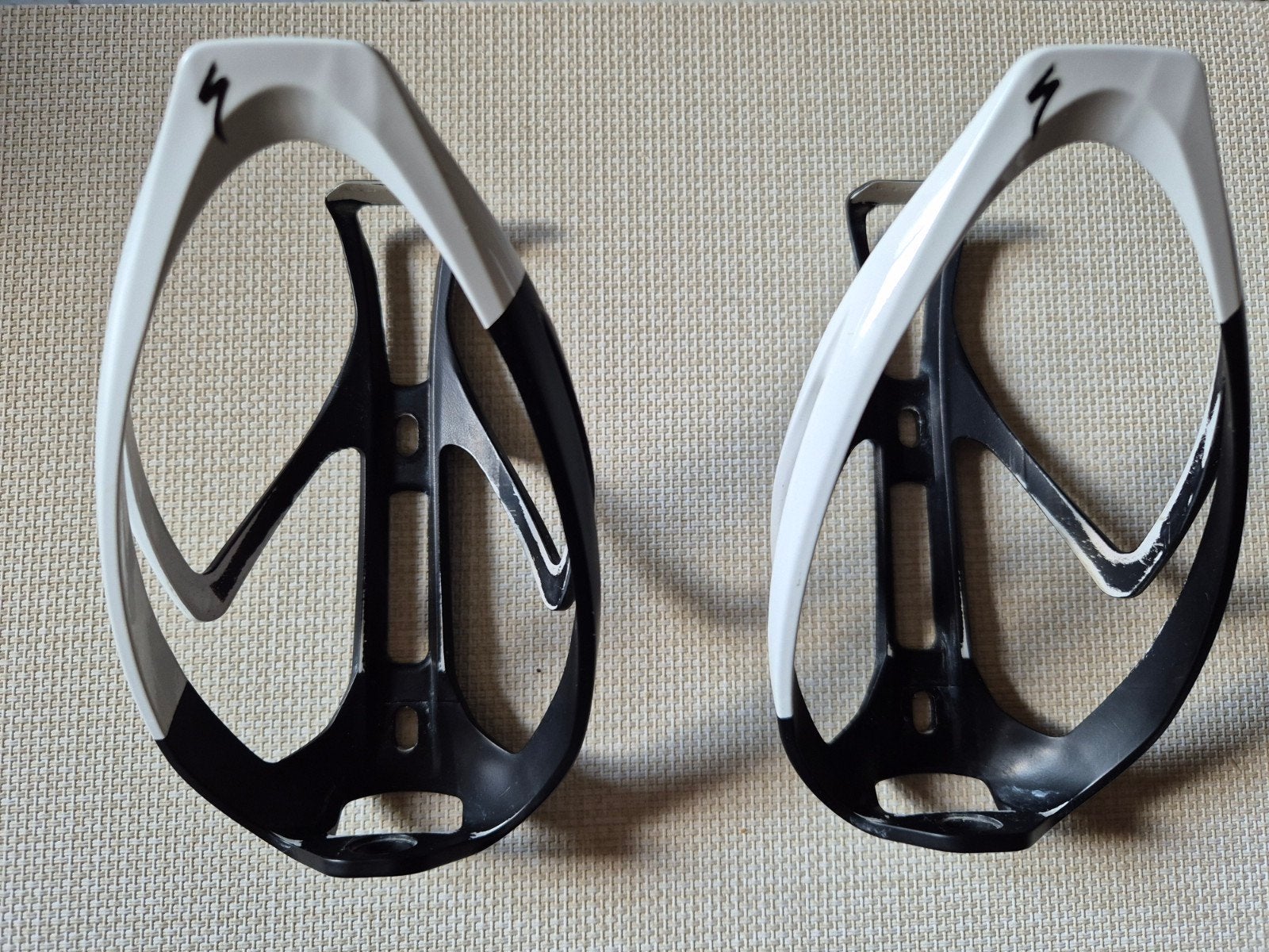 Porte-bidon Specialized Rib Cage II (x2), Vélos & Vélomoteurs, Specialized, Enlèvement ou Envoi, Racefiets, Utilisé