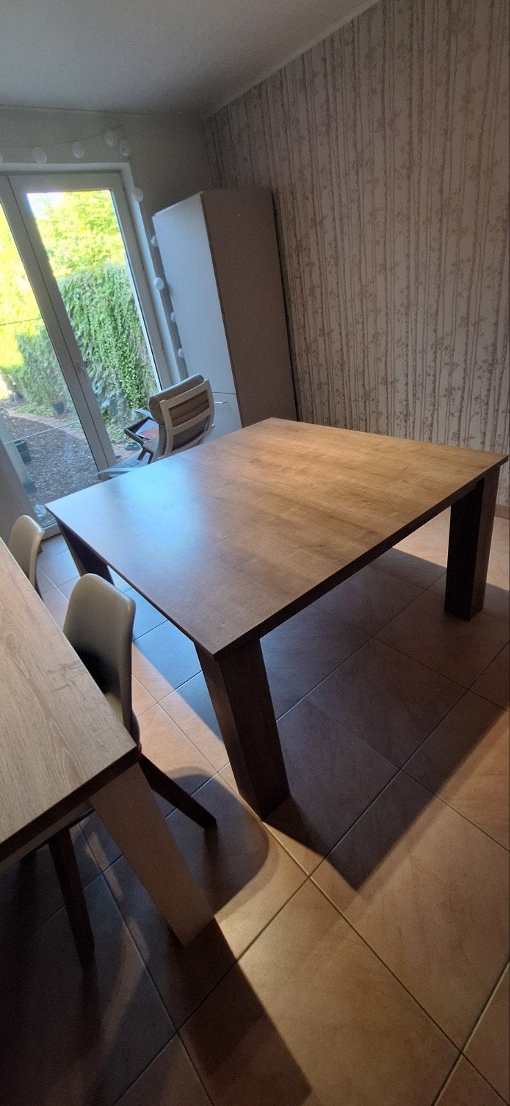 Vierkante tafel - GRATIS af te halen, Huis en Inrichting, Ophalen