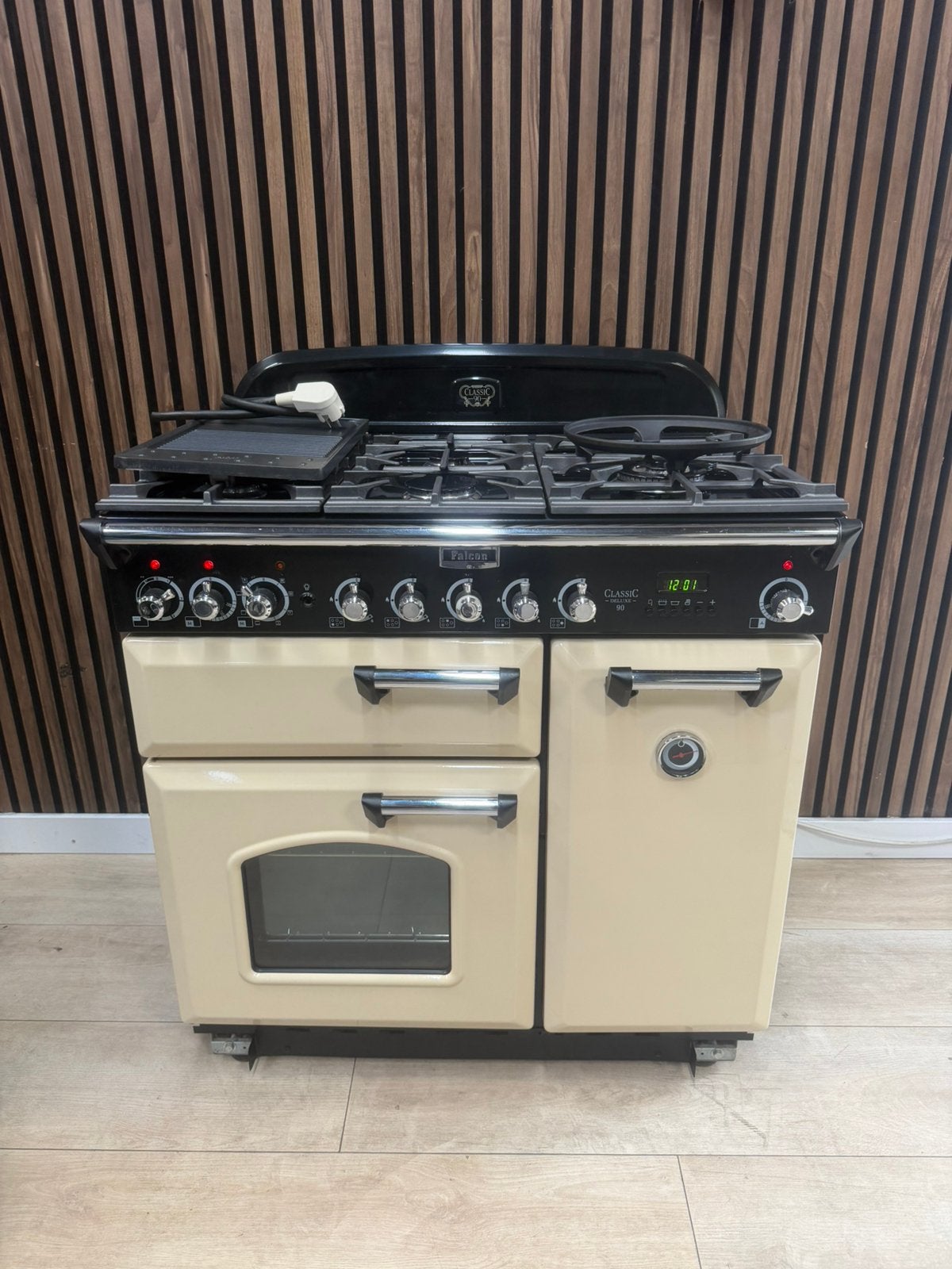 Mooie Falcon Classic Deluxe Crème 90 cm (Gratis bezorgen), Elektronische apparatuur, Ophalen of Verzenden, Grill