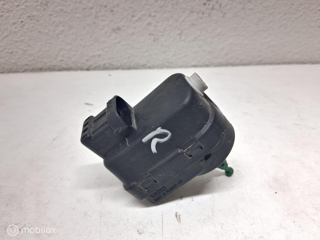 Koplampmotor R Renault Kangoo Express I ('97-'09)P7700424223, Enlèvement ou Envoi, Renault, Utilisé, Renault