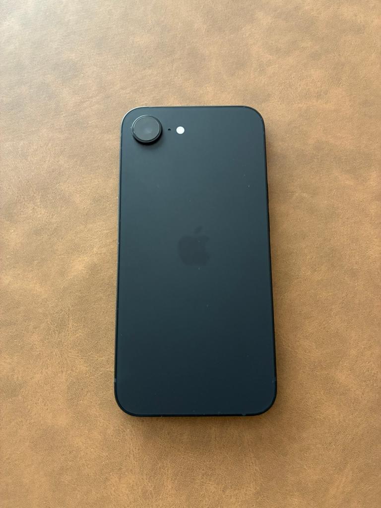 iPhone 16e 128gb *nieuw*, Telecommunicatie, Mobiele telefoons | Apple iPhone, Ophalen, Zwart, Nieuw, Met simlock