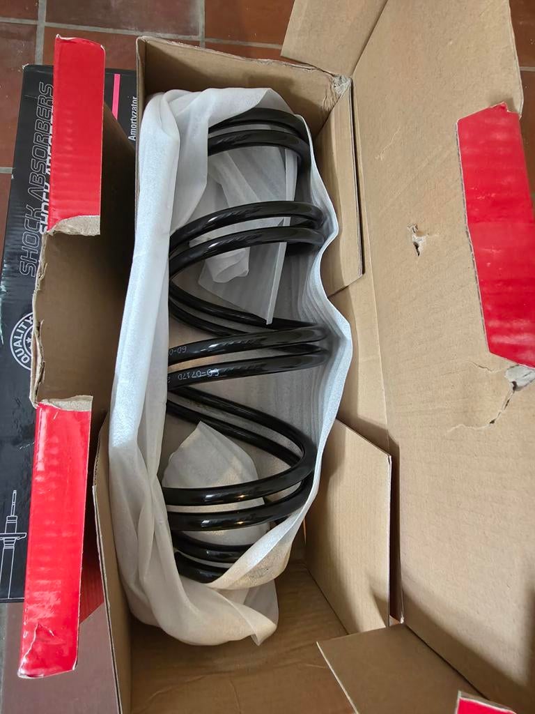 Je vends des pièces pour bmw e91, Autos : Pièces & Accessoires, Attelages, Neuf, Enlèvement ou Envoi