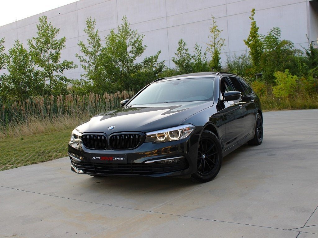 ✅BMW 520DA G31 *panoramique *LED*Caméra*Attelage de remorque, Autos, Cuir, 116 g/km, Euro 6, Entreprise
