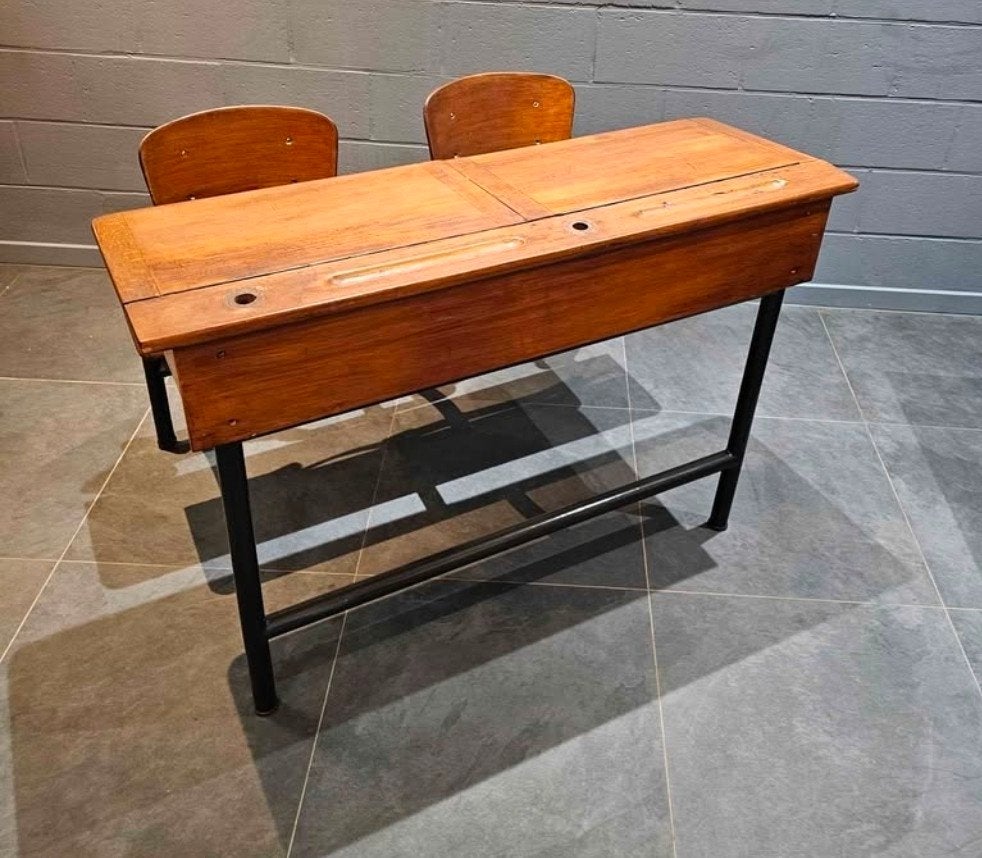 banc d'écolier ancien en chêne massif et métal, Enlèvement, Chêne