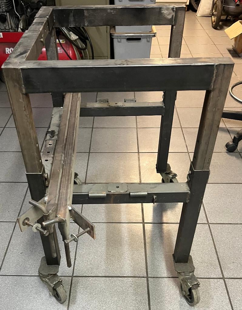 Motortafel of frame speciaal ontworpen voor Harley frames, Motos, Accessoires | Autre, Utilisé, Enlèvement
