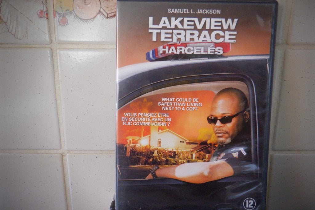 DVD Lakeview Terrace (Samuel L. Jackson), À partir de 12 ans, Envoi, Comme neuf, Thriller d'action
