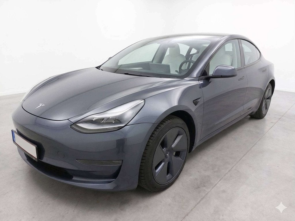 Tesla Model 3 Model 3 55 kWh Standard Plus (automatique), Autos, Tesla, Argent ou Gris, Achat, 491 km, 283 ch
