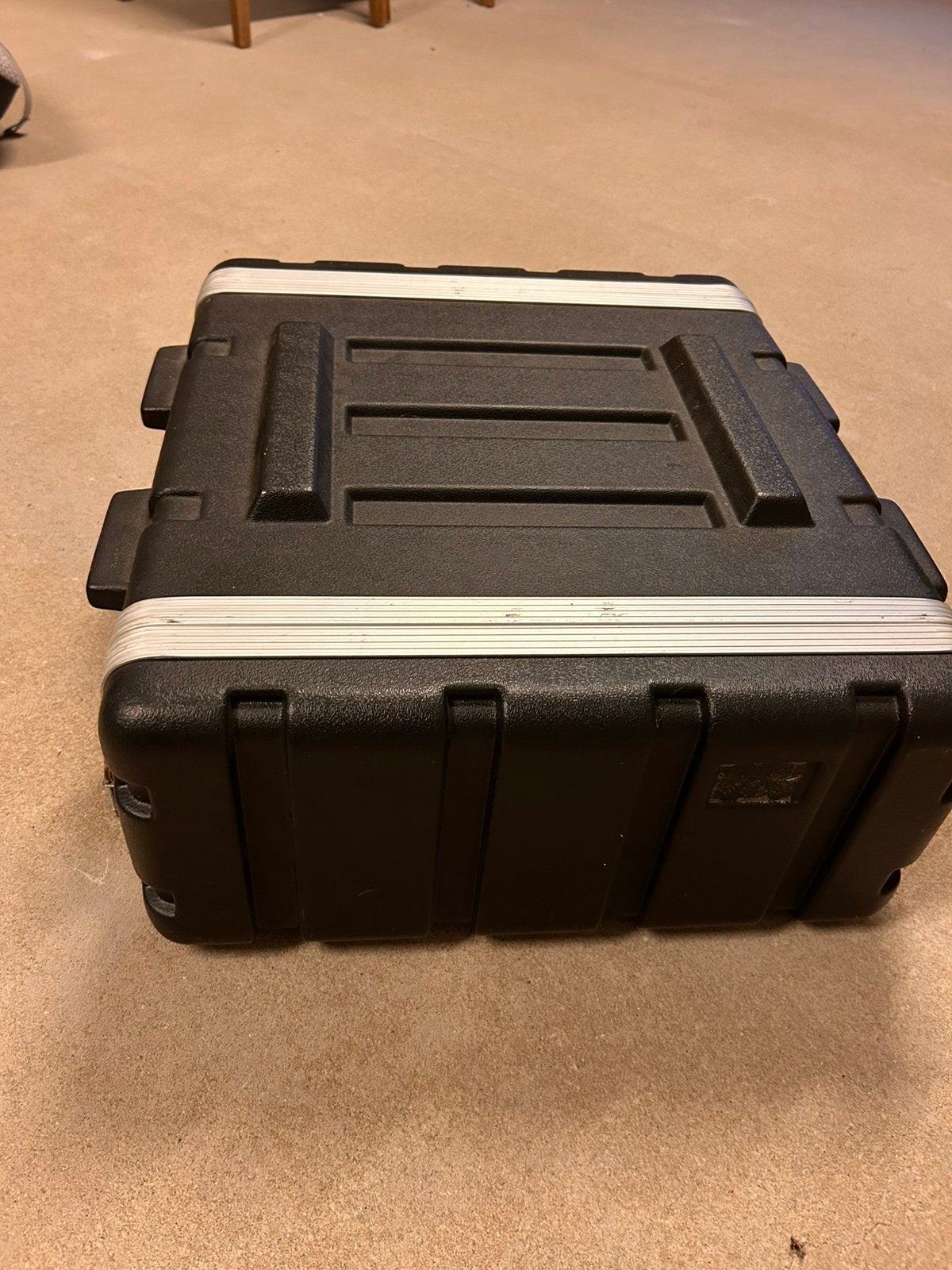 Stagg flight case 4U, Muziek en Instrumenten, Ophalen, Gebruikt