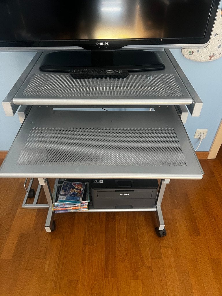 Meuble PC/ jeux sur roulettes, Enlèvement, Comme neuf, Métal