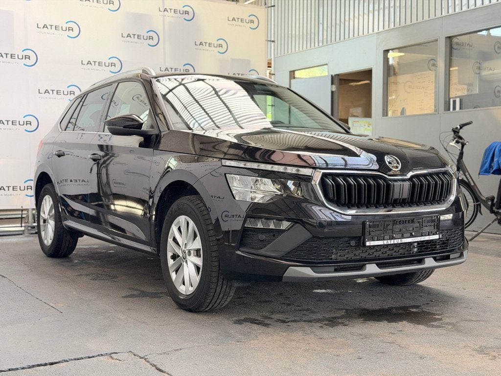 Skoda Kamiq TSI Family (bj 2025), Auto's, Stof, Gebruikt, Parkeersensor, 84 kW