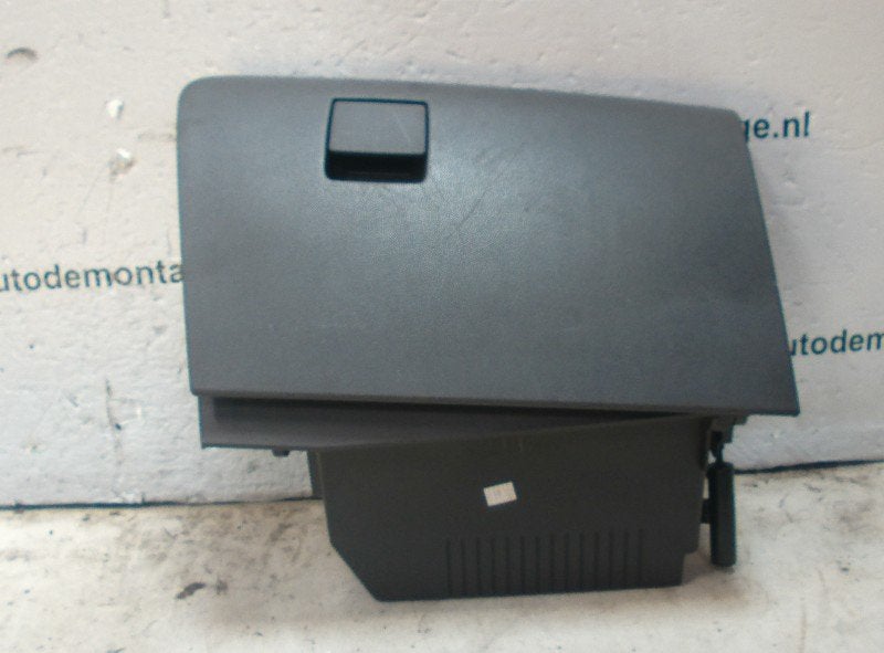COMPARTIMENT A GANTS Opel Astra H (L48) (13191459), Opel, Opel Automobile GmbH, Utilisé, Kontakt-opel@opel.com