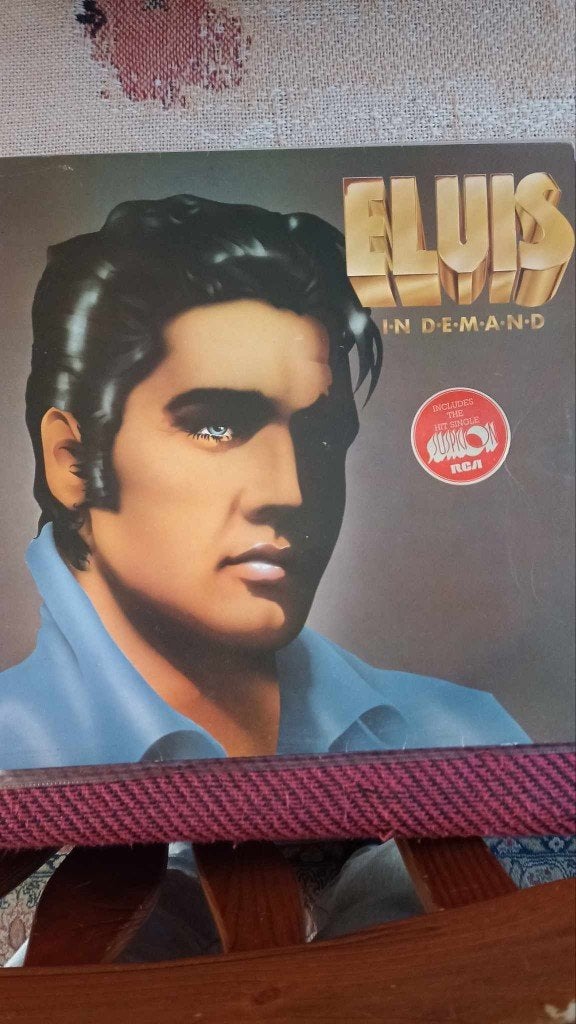 Elvis lp, In demand met hypesticker, Engelse persing, Cd's en Dvd's, Vinyl | Rock, Gebruikt, Ophalen of Verzenden, Rock-'n-Roll