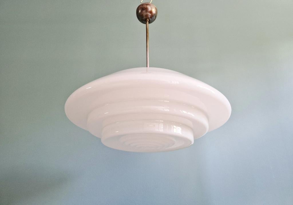 Suspension Bauhaus XXL en opaline blanche, années 1930, Enlèvement ou Envoi