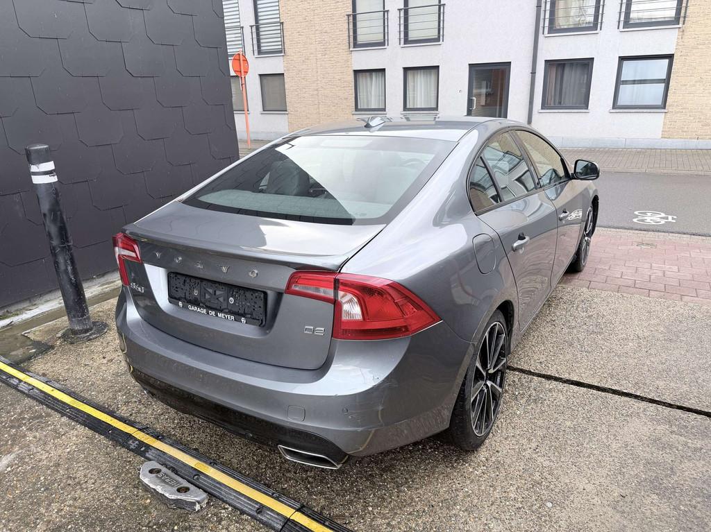 Volvo S60 2.0 D2 EDITION SUMMUM, Autos, Argent ou Gris, Achat, Entreprise, Boîte manuelle