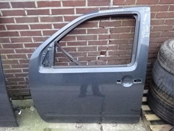 Portier 4Deurs links-voor van een Nissan Navara (K26), Gebruikt, -, Deur, -