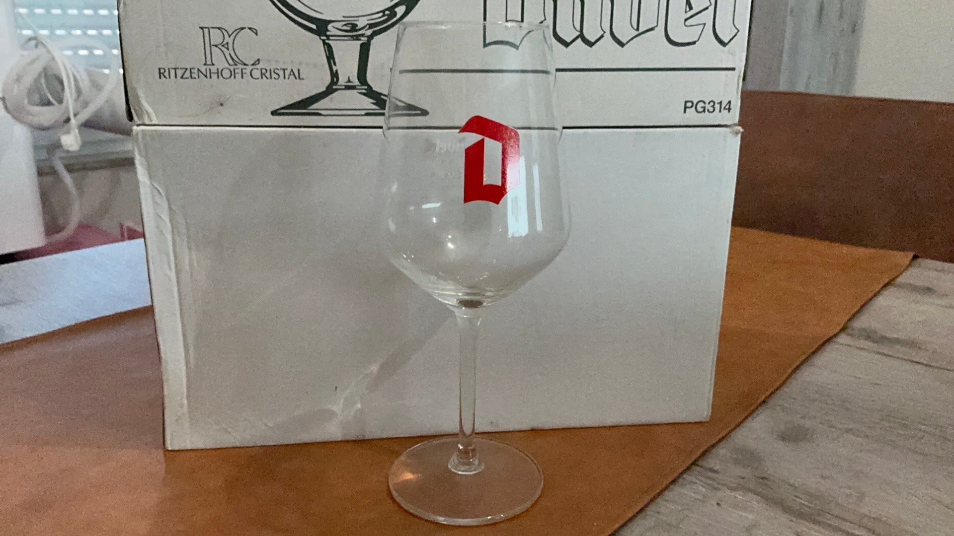 Verre à vin Duvel, Collections, Verres & Petits Verres, Enlèvement ou Envoi, Comme neuf