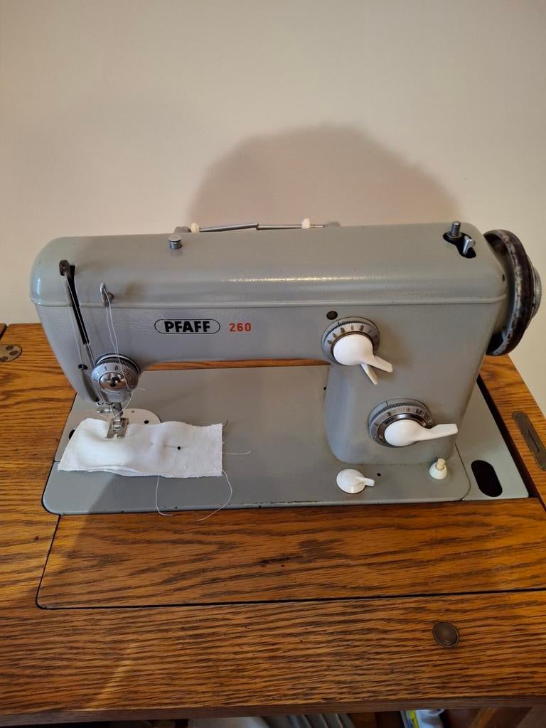 Naaimachine pfaff, Ophalen, Naaimachine, Pfaff