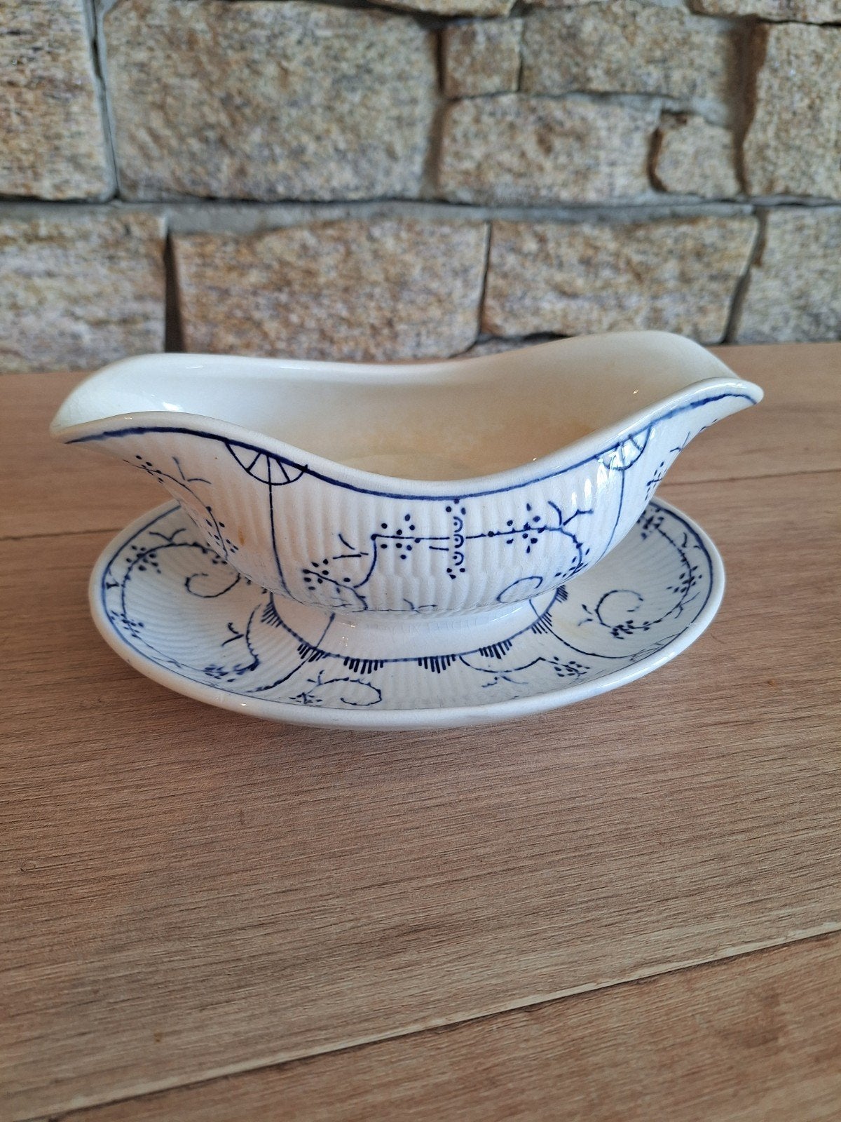 Saucière ancienne en faïence Boch Frères La Louvière - Motif, Enlèvement