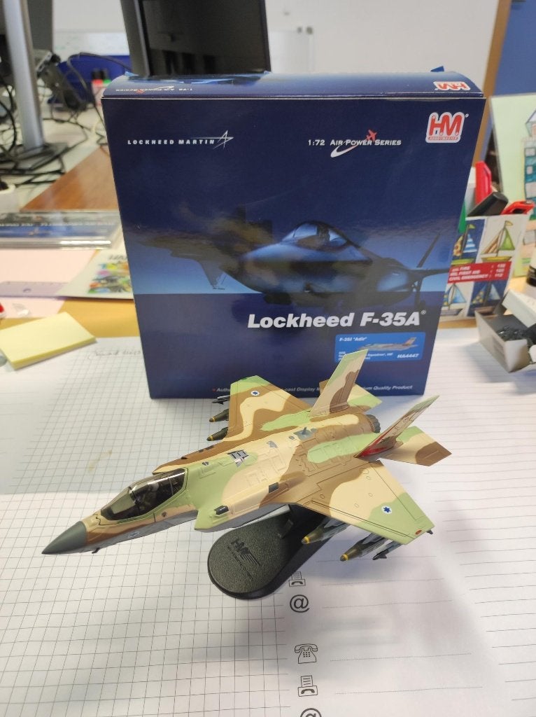 Schaalmodel 1/72 metalen militaire vliegtuigen, Overige merken, 1:72 tot 1:144, Ophalen of Verzenden, Zo goed als nieuw