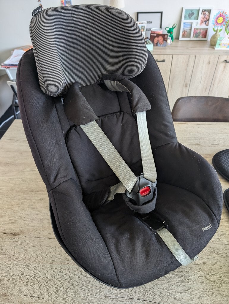 Maxi-Cosi Pearl autostoel + FamilyFix base (isofix) 0 - 18kg, Ophalen, Gebruikt, 0 t/m 18 kg, Isofix