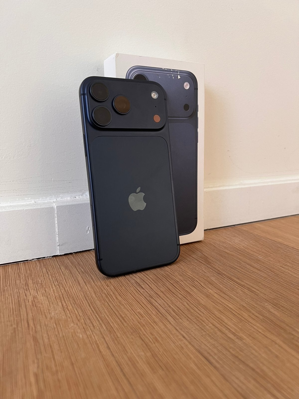 iPhone 17 Pro Max - 256 Go bleu, Télécoms, 256 GB, Comme neuf, Enlèvement, Sans abonnement