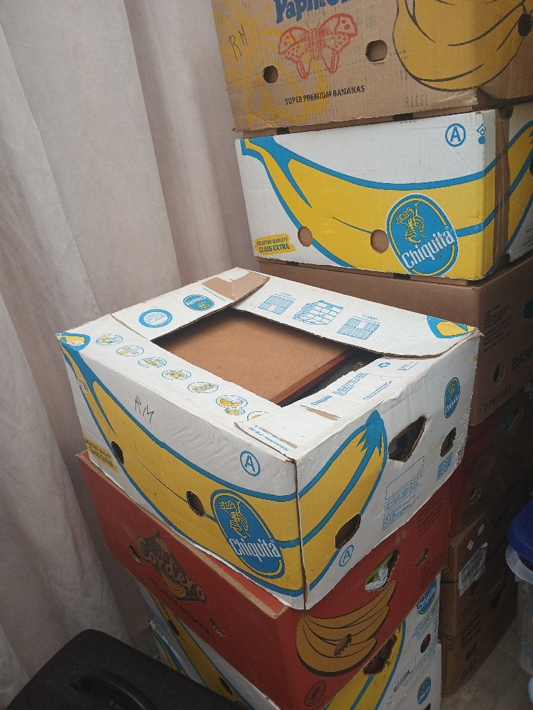 10 bananendozen met rommelmarktspullen, Diversen, Rommelmarktspullen, Ophalen