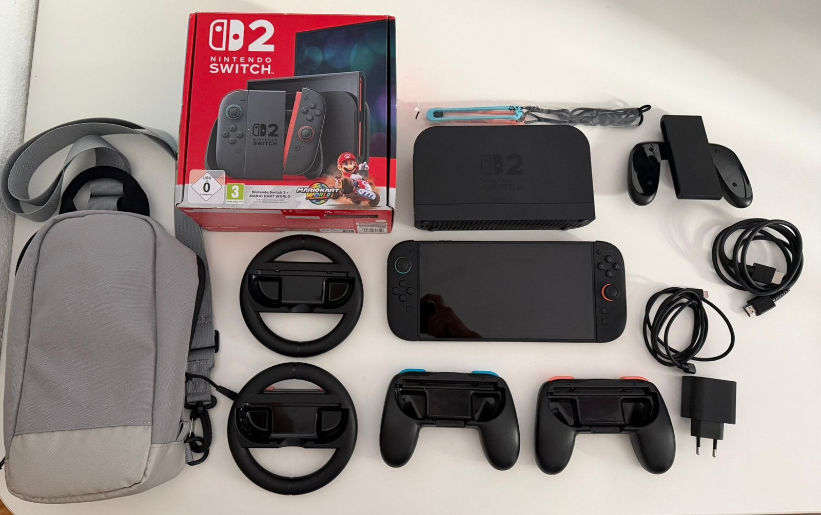 Nintendo switch 2, Enlèvement, Comme neuf, Avec 2 manettes, Switch OLED