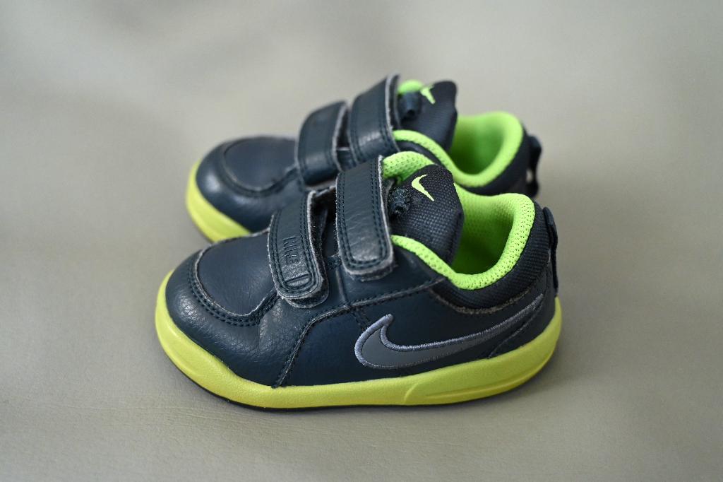 Nike babysneakers 21 babysneakers, Kinderen en Baby's, Verzenden, Gebruikt