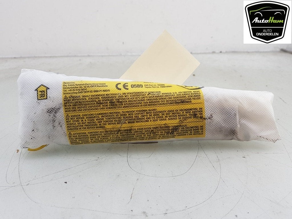 AIRBAG SIEGE Toyota Yaris III (P13) (|739200D062|), Autos : Pièces & Accessoires, Autres pièces automobiles, Toyota, Utilisé