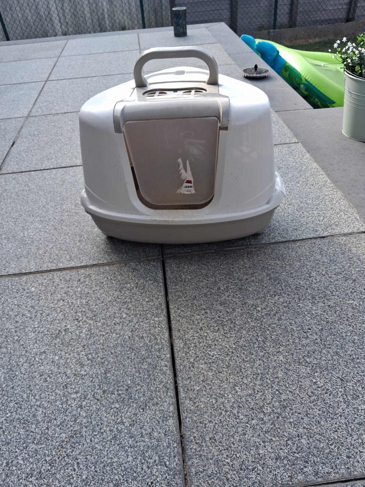mooie kattenbak, Ophalen, Zo goed als nieuw, Gesloten