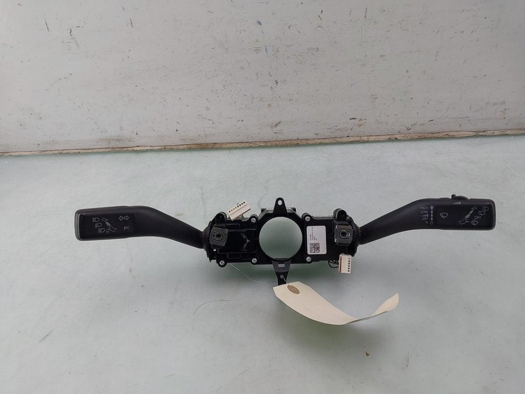 COMBISCHAKELAAR STUUR Volkswagen Caddy IV (01-2015/09-2020), Dhr. J. Ham, Gebruikt, Volkswagen, Administratie@autoham.nl