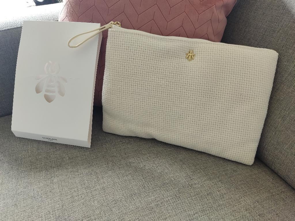 toilettas/make-up tas Guerlain Nieuw wit, Handtassen en Accessoires, Toilettassen, Ophalen of Verzenden, Nieuw, Wit, Dame