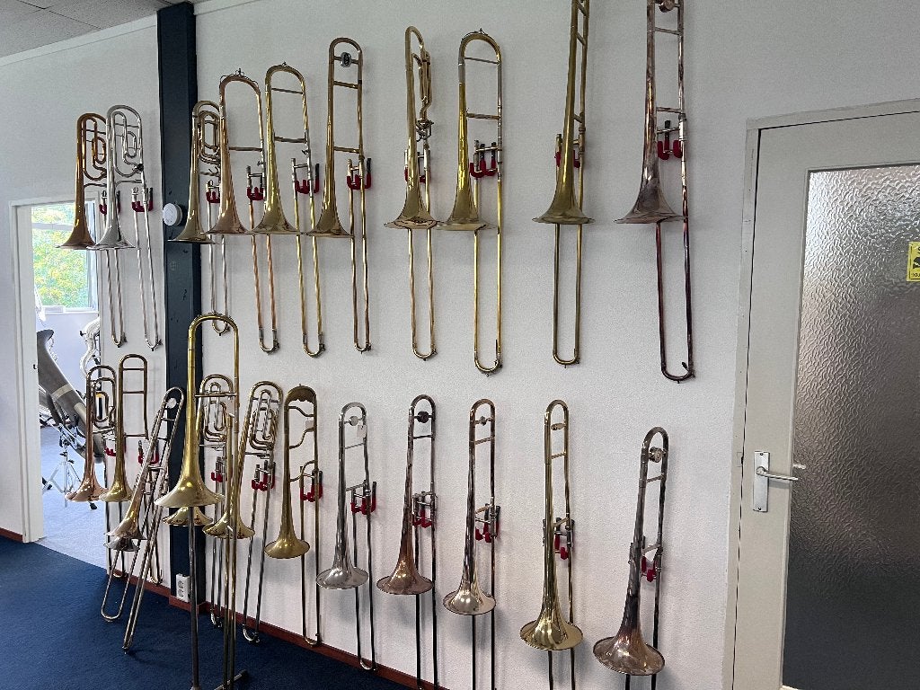 Wij hebben verschillende gebruikte trombones op voorraad, Ophalen, Gebruikt, Tenor, Met koffer