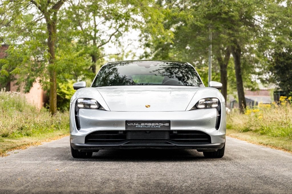 Porsche Taycan 4S * Perf Batt+ * 360 * BOSE * Pano * BTW, Auto's, Porsche, Automaat, 4 zetels, https://public.car-pass.be/vhr/e41062b4-8b31-4f9d-a6be-cd8263143b5c