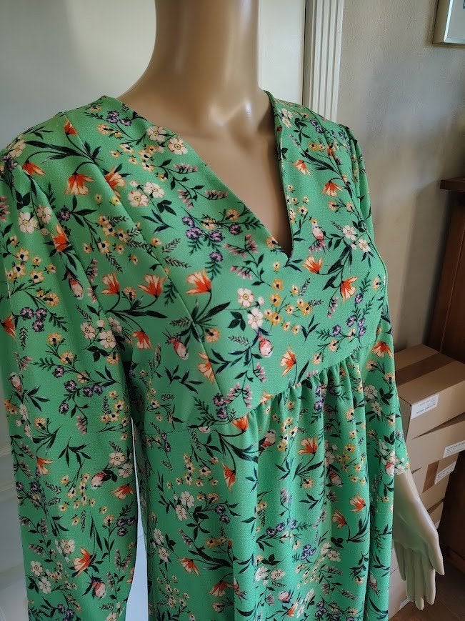 zomerjurk van terra di siena, Taille 36 (S), Comme neuf, Vert, Sous le genou