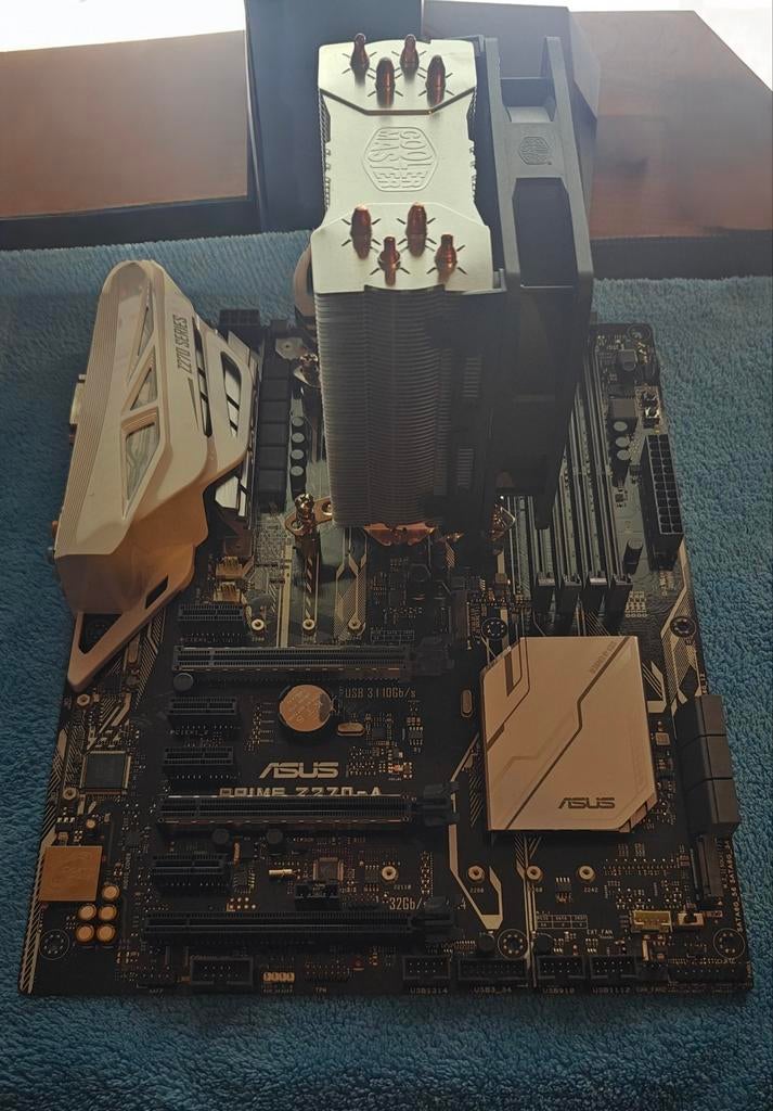 Asus Z270-A + Intel I7 7700k + Coolermaster Hyper 212 EVO, Ophalen, LGA 1151, DDR4, Refurbished