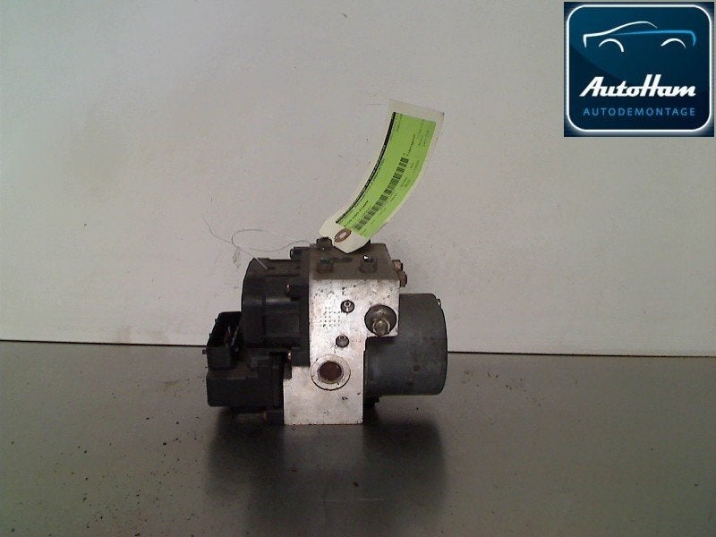 ABS POMP Renault Clio II (BB / CB) (|8200085584|), Gebruikt, Renault