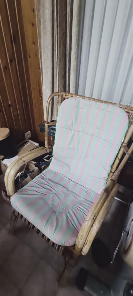 Chaise en osier, Enlèvement