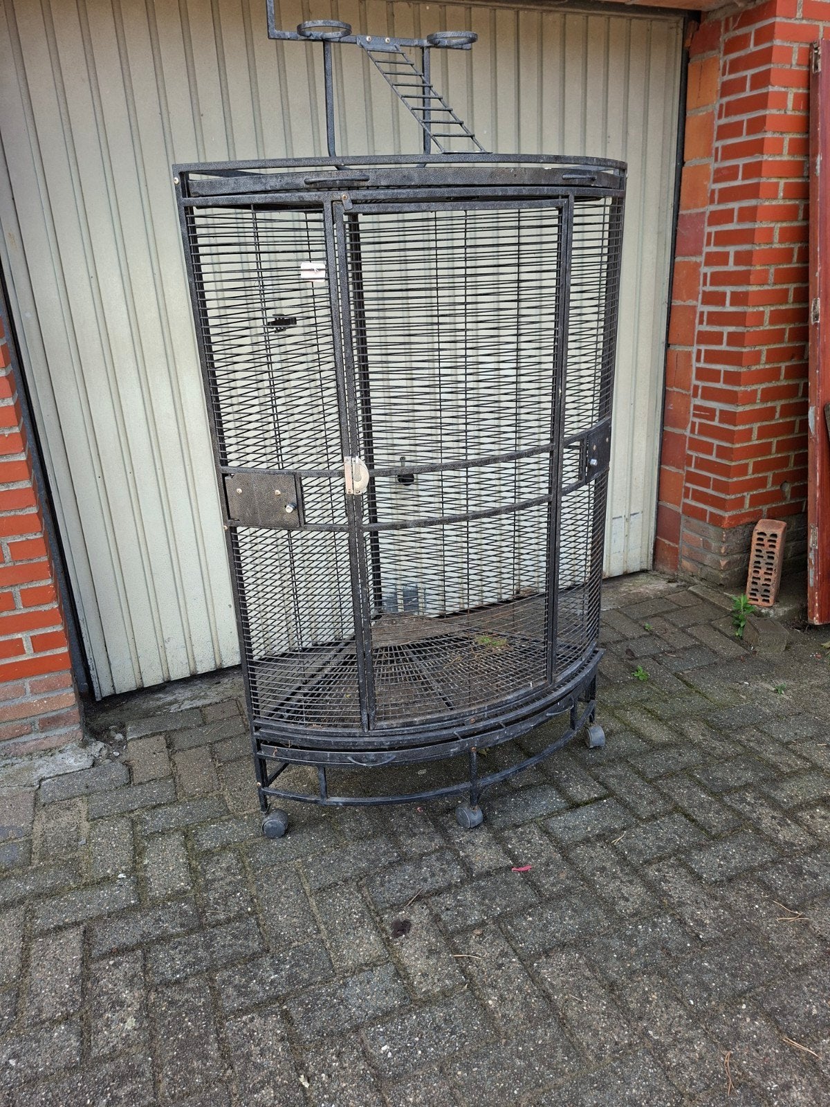 Les plus grands. Cage à oiseaux mobile, Animaux & Accessoires, Oiseaux | Cages & Volières, Enlèvement ou Envoi, Cage à oiseaux