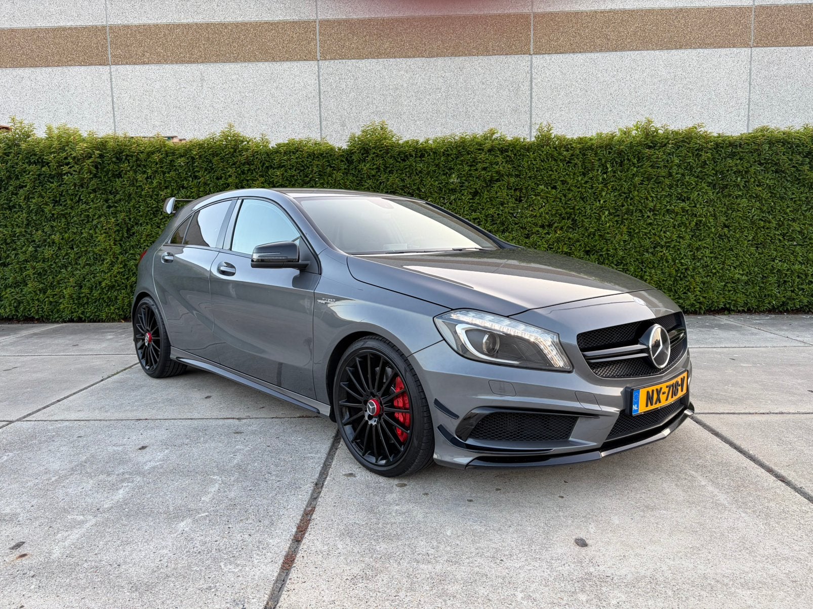 Mercedes-Benz A-Klasse A 45 AMG 4MATIC Dealeronderhouden!, Autos, Achat, Euro 6, Alcantara, Noir