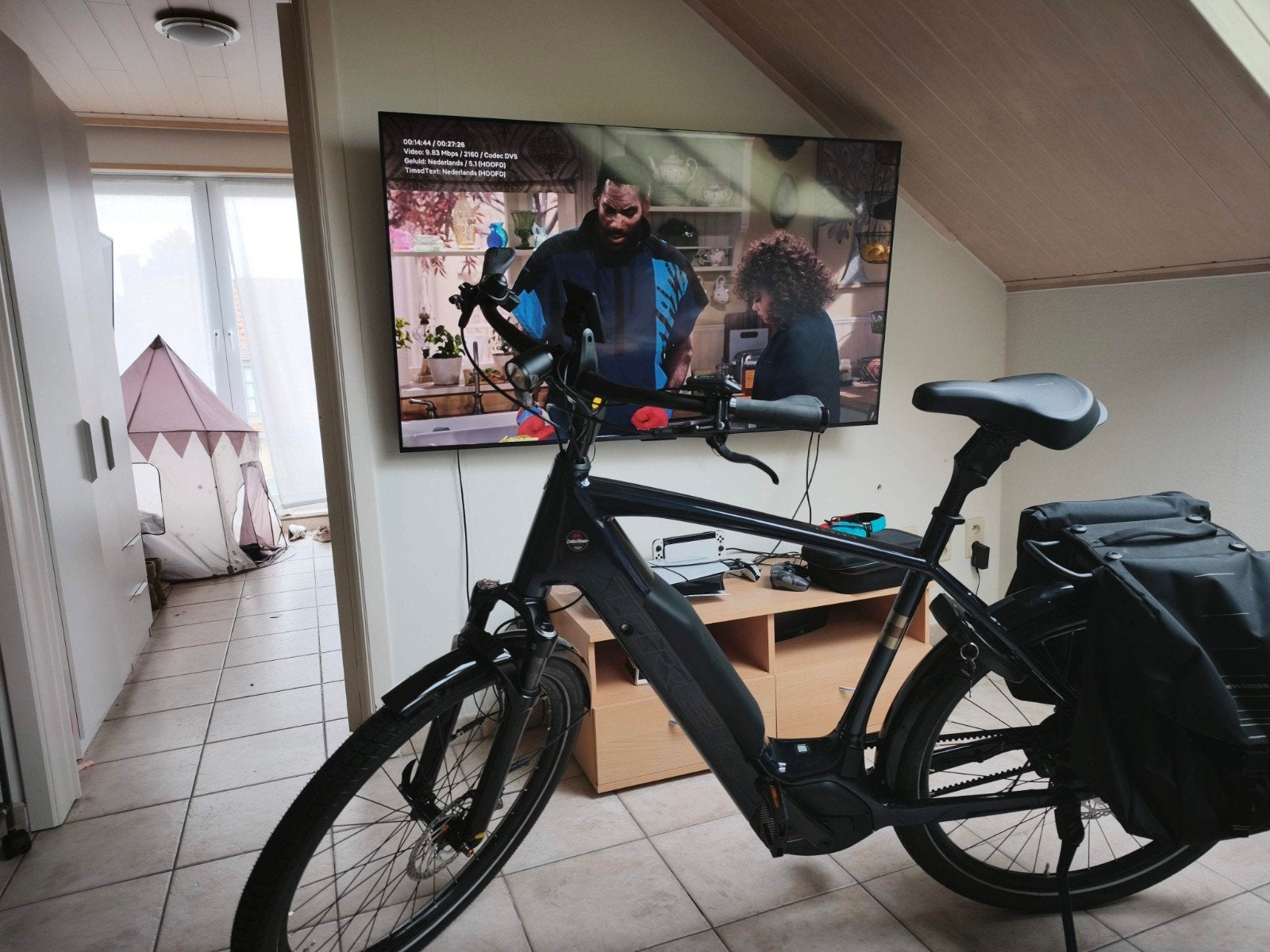 Trek District+ 5 Heren (Maat XL) – 800Wh – 4mnd oud, Fietsen en Brommers, Zo goed als nieuw, 59 cm of meer, 50 km per accu of meer