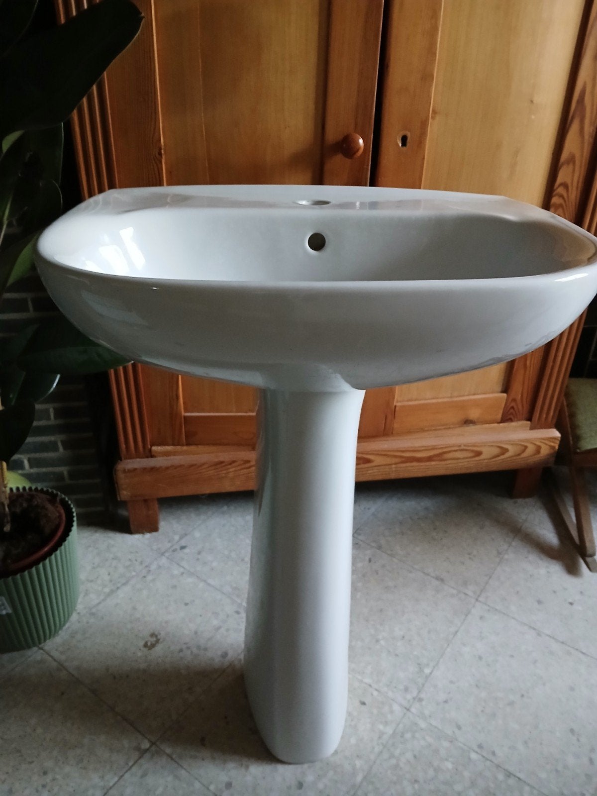lavabo céramique sur colonne