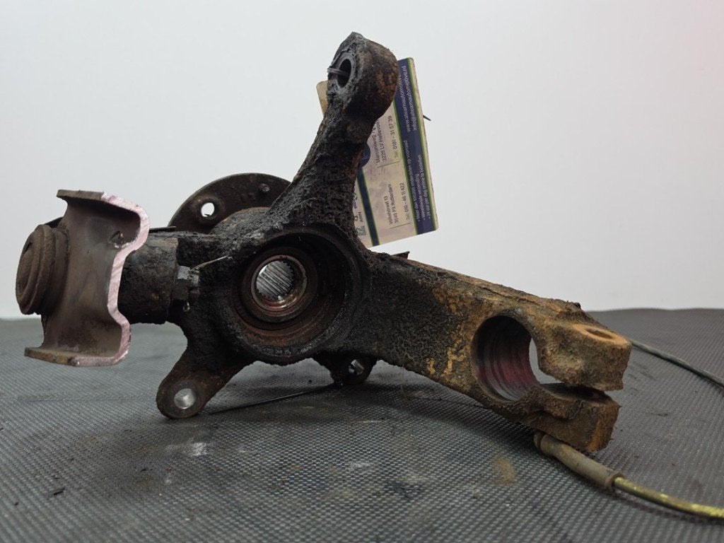 FUSEE AVANT GAUCHE Toyota Aygo (B10) (|432120H010|), Kundenbetreuung@toyota.de, Toyota, Utilisé, Toyota-Allee 2
50858  Köln, DE