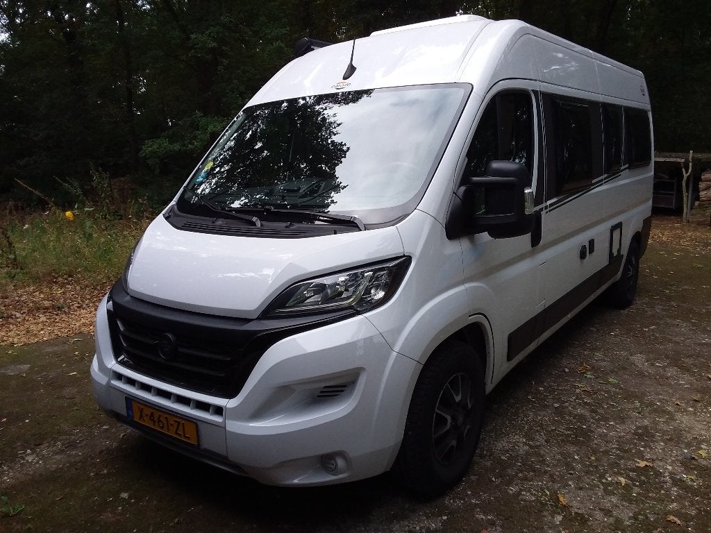 Carado (Hymer) CV 600 édition 15, Caravanes & Camping, Camping-cars, Siège standard, Fiat, Boîte manuelle, 5 à 6 mètres