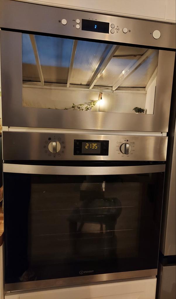 Inbouw oven Indesit en magnetron Whirlpool, Elektronische apparatuur, Ovens, Ophalen, Inbouw, Indesit, Oven